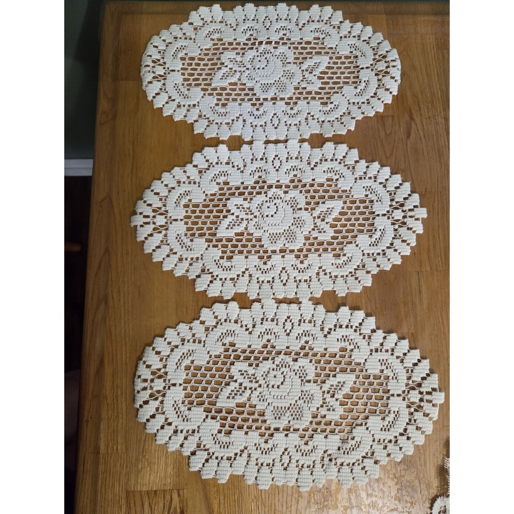 Set of 3  Collectible Heritage Lace Doily Table Runner  Ecru Off White 12 x 7